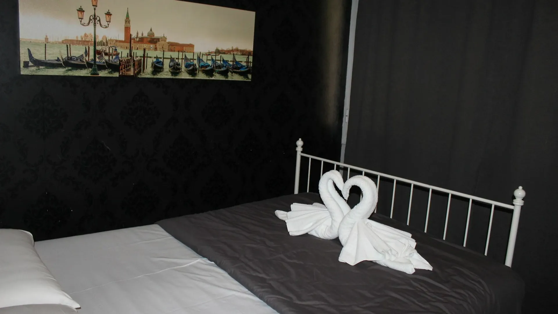 Bcn Condal Hostal Barcelona Guest house